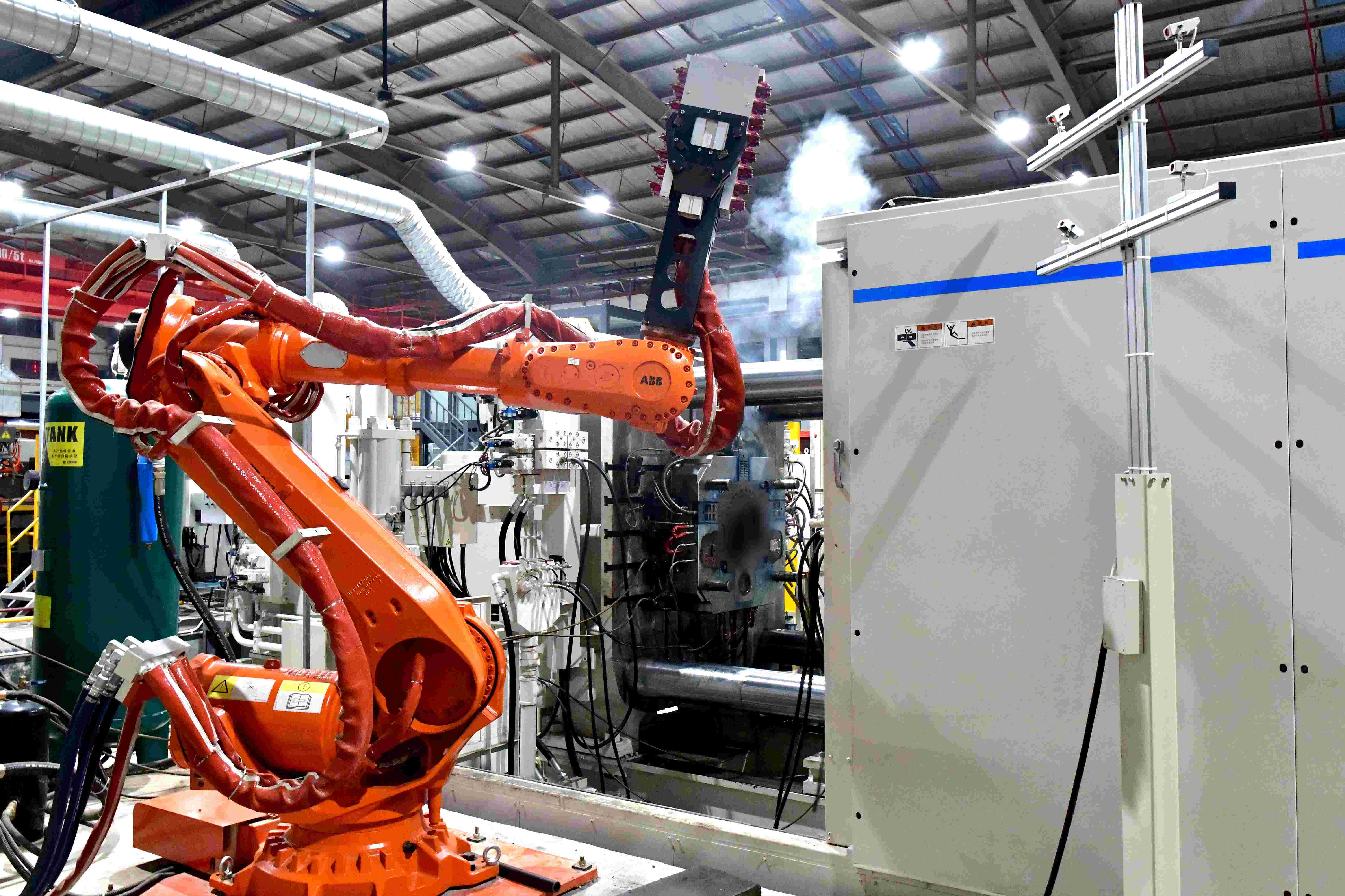 品成金屬提供自動化生產整體解決方案