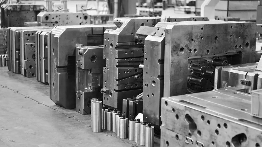 品成金屬歡迎各壓鑄行業同仁隨時來電咨詢交流壓鑄合作項目。