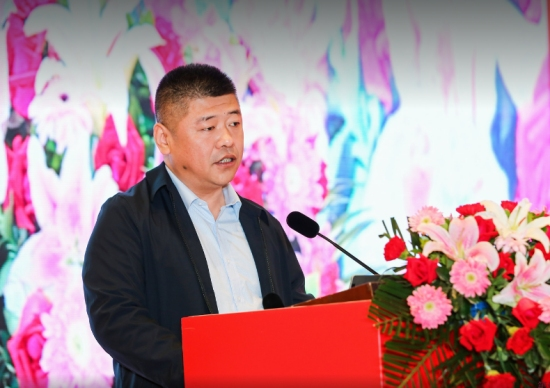 希望各界繼續通力合作、鼎力相助，不斷提高鑄鍛工藝水平