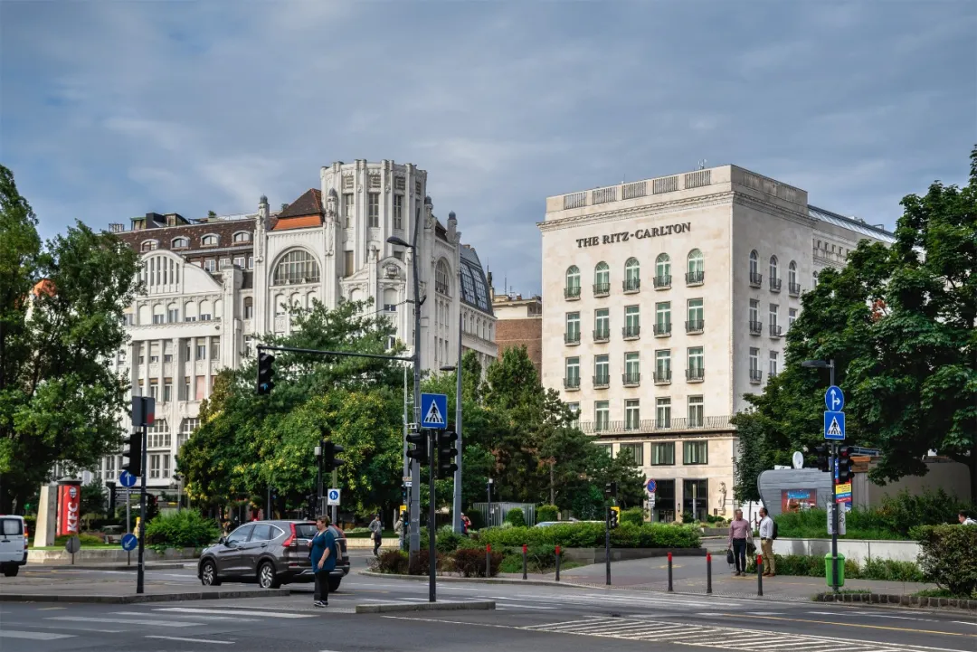 匈牙利：“歐洲心臟”，迎電動化“東風”