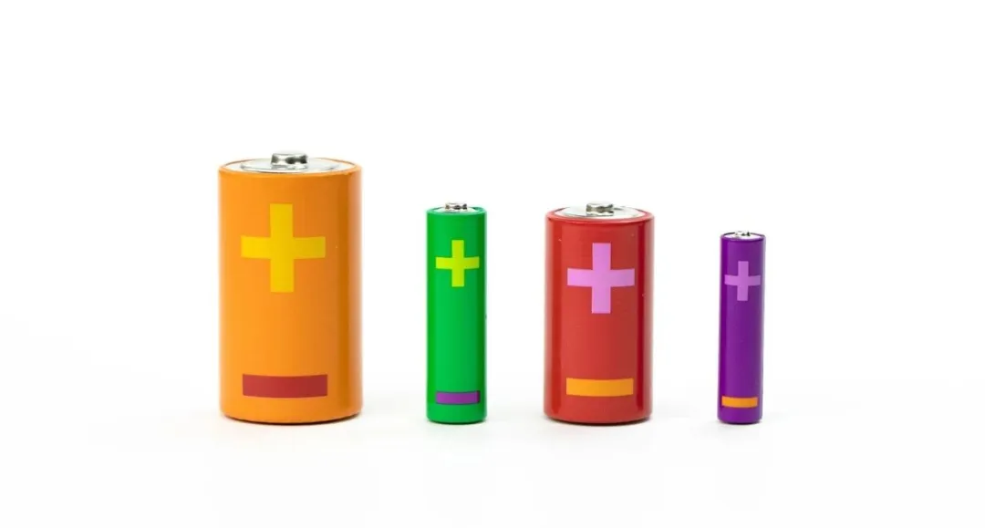 市場需求呈現動態變化，電池廠商要避免盲目擴充產能